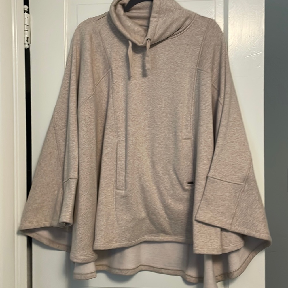 NWOT UGG Sweatshirt Poncho